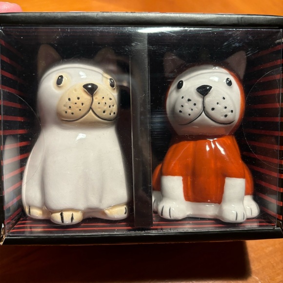French Bulldog Salt & Pepper Shakers - Picture 4 of 6